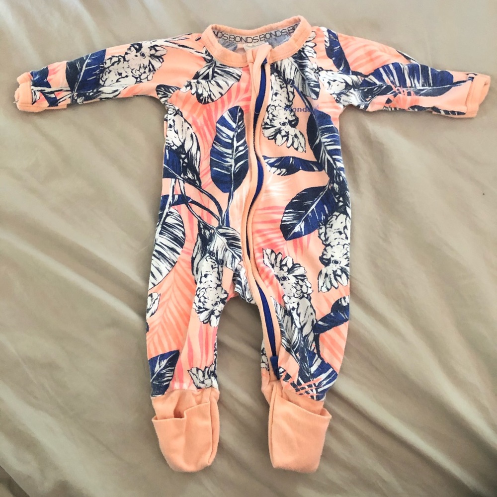Bonds Wondersuit size Newborn